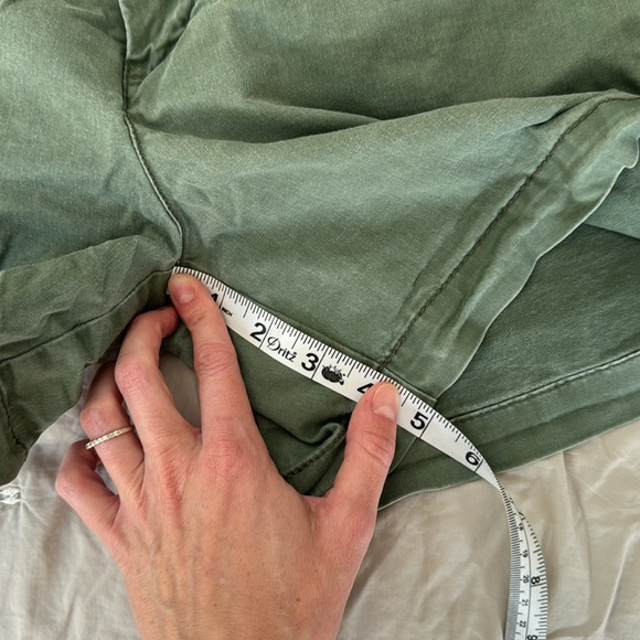 GAP green Chino shorts 5” inseam - Picture 5 of 5